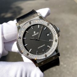 HUBLOT ウブロ クラシックフュージョン 45mm チタニウム アフターダイヤ ベゼル