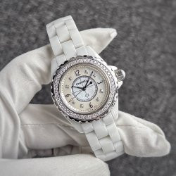 シャネルJ12アフターダイヤベゼル 33mm レディース用 完成!