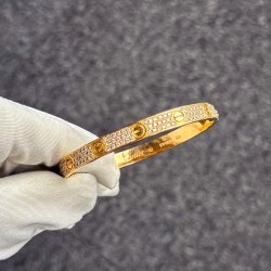 カルティエ ラブブレス パヴェ アフターダイヤ 加工完成のご紹介！