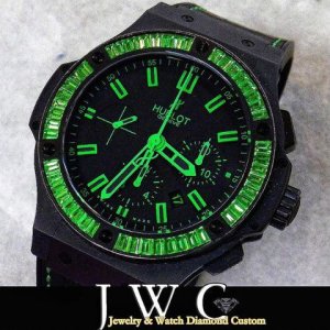 HUBLOT ビッグバン オールブラック グリーンツァボライトベゼル